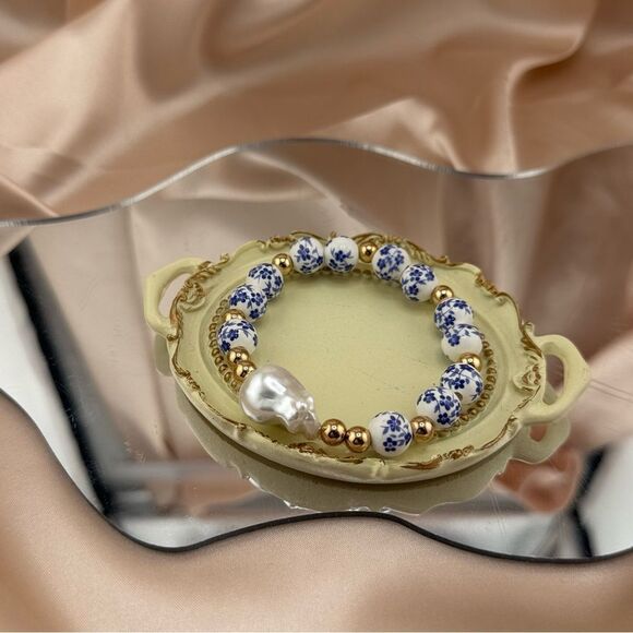 Blue White Porcelain Bead Bracelet Set with Gold Accents Baroque Pearl Set of 2 - Picture 6 of 7